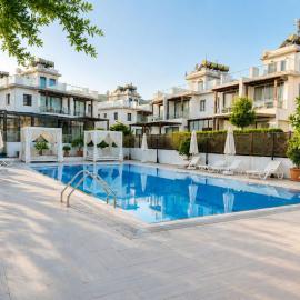 HG Mare Suites
