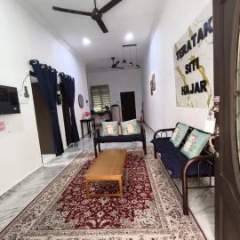 Teratak Siti Hajar & Teratak Siti Aisyah