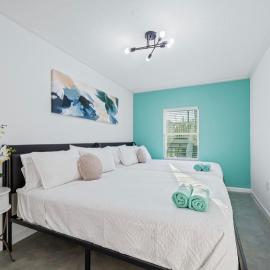 TilaVenue, Bayfront, Kemah, sleep 34