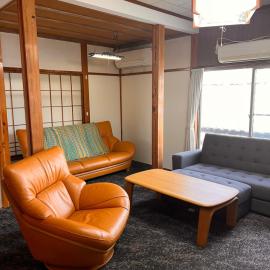Yuzawa Rakucho House, hotel di Yuzawa