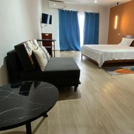 OCEAN Hotel Miami Ampasimazava, מלון בטואמסינה