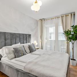 1-BR with Outdoor Space - Onsite Parking for 19,90 per Day