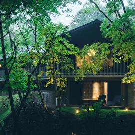 KAKOI雨音-AMANE- 森に浮かぶ120平米のvilla