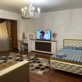 Уютная квартира с обстановкой, 2 этаж