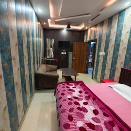 Hotel New Bhajan and restaurant, hotel i Unnāo