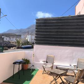 Casa de piedra a 2 km de la Playa