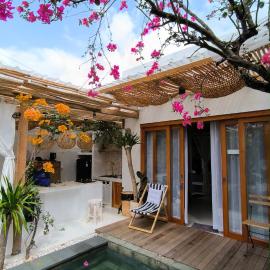 Bluijen villa, hotel em Genteng-kulon