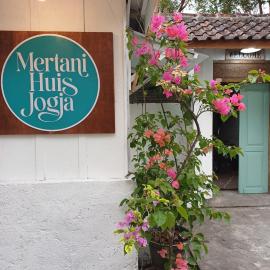 Mertanihuisjogja, hotell i Salakan