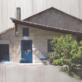 Gîte l'étape bleue، فندق في Lascabanes