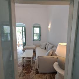 Cycladic Secret House