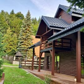 Valmont Lodge, Hotel in Cîrţişoara