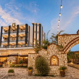 ANN World, hotel em Vlorë
