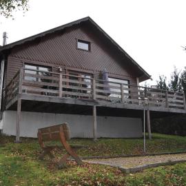 Chalet Ardenne Mini, hotel i Rochehaut