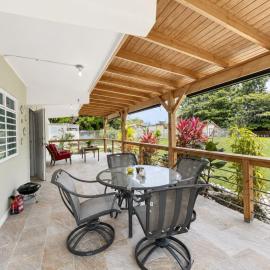 Unit facing Steps Beach and with close beach access