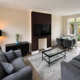 NEW 3 Bed House-Free Parking-Wi-Fi-Contractors
