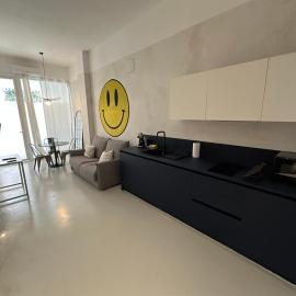 Happy days stays, hotelli kohteessa Valencia