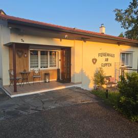 Ferienhaus am Gupfen，位于Weilheim的酒店