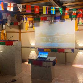 Everest Home Stay Lasso Restro and Bar Temal Kalimati Tower, hotel en Yāngbel