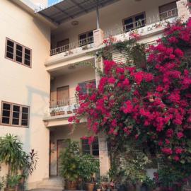 Pikul Apartment Hotel: Nong Khai şehrinde bir otel