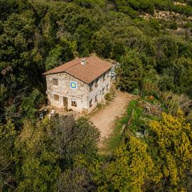 Can CASSONS, hotel u gradu Sant Iscle de Vallalta