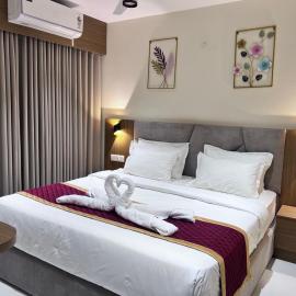 Grand beach suites