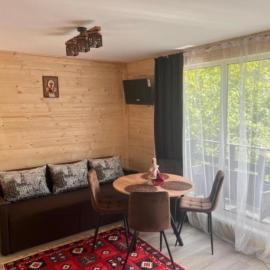 Біля річки Сколе, hotel v destinaci Skole