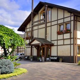 Ahotel, hotel di Czechowice-Dziedzice