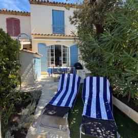 Maison d'Azur, viešbutis mieste Grimo