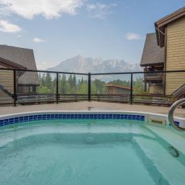 Spring Creek Condo by Canadian Rockies Vacation Rentals