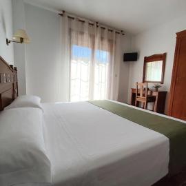 Hospedería Puerta los Cahorros, hotel i Monachil