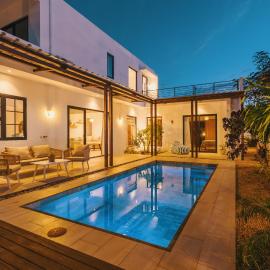 Brand New 3BR Villa - Luxury Pool - Beaches 5 min