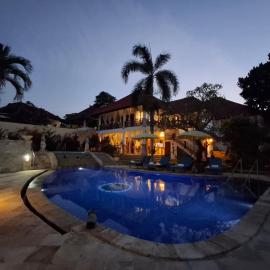Marakuya Jakaranda Villas and Studios Lovina with Shared Pool, ξενοδοχείο σε Lovina