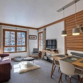Arc 1950, Appartement 1 chambre, 05 pers, Vue Montagne, Sauna, Hammam, Jacuzzi, salle de fitness, Piscine extérieure chauffée, hotel u gradu Arc 1950