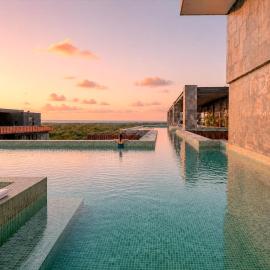 Stay Near The Sea HOTEL ZONE TULUM 1 Bedroom، فندق في تولوم