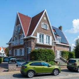 Villa Amylia & gratis parking, hotel u gradu 'Wenduine'