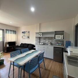 Unit Hope Fully Furnished 2-BR 1-Bath Buenavista, hotel u gradu 'Buenavista'