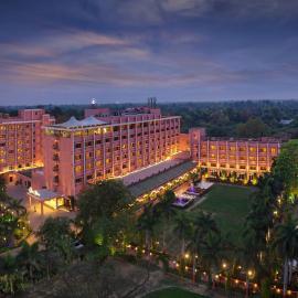 Hotel Clarks Shiraz, hotel en Agra