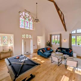 Luxury Chapel - Hot Tub - Dog Friendly - Sleeps 10