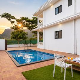 EMPYREAN STAY II WHITE PANTHER II 3BHK II PVT POOL lI AC