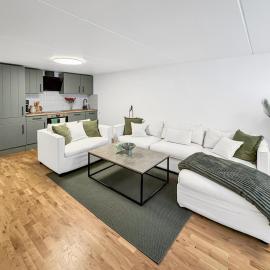 Villa with 3 Bedrooms, Private Patio and Free Parking Malmo, hotel en Malmö