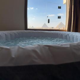 Aura Grand pyramids view inn, ξενοδοχείο σε Giza