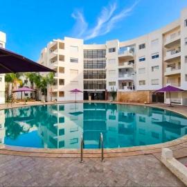 Viesnīca apartement avec piscine résidence sécurisée meublé confort jnan dalia Bouznika pilsētā Buznika