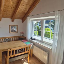 Moderne Ferienwohnung für 2 im Allgäu nähe Bodensee, Hotel in Weiler-Simmerberg