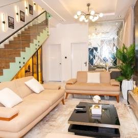 Crest Apartment