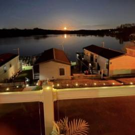 Lake View at 108