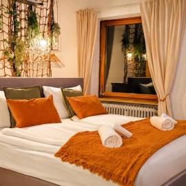 Dream Apartment mit Heimkino und Balkon in zentraler Innenstadtlage