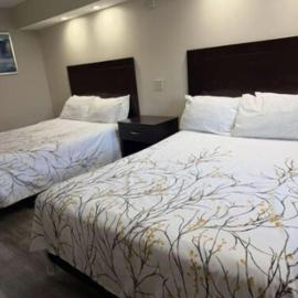 Belleville Motor Lodge