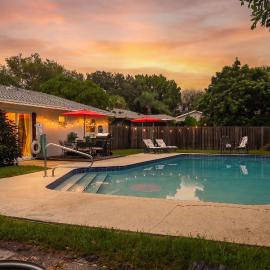 40-Ft Private Pool - Pet-Friendly 15 Min to Beach