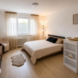 Bright & Cozy Studio with Free Parking