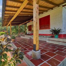 La Mestiza, hotel a Cocorná